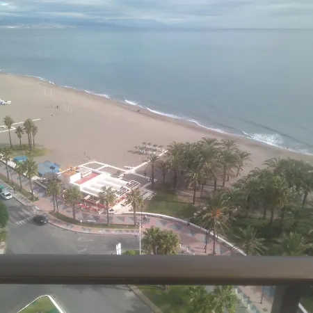 Apartment Primera Linea De Playa Urbanizacion Playamar Ii